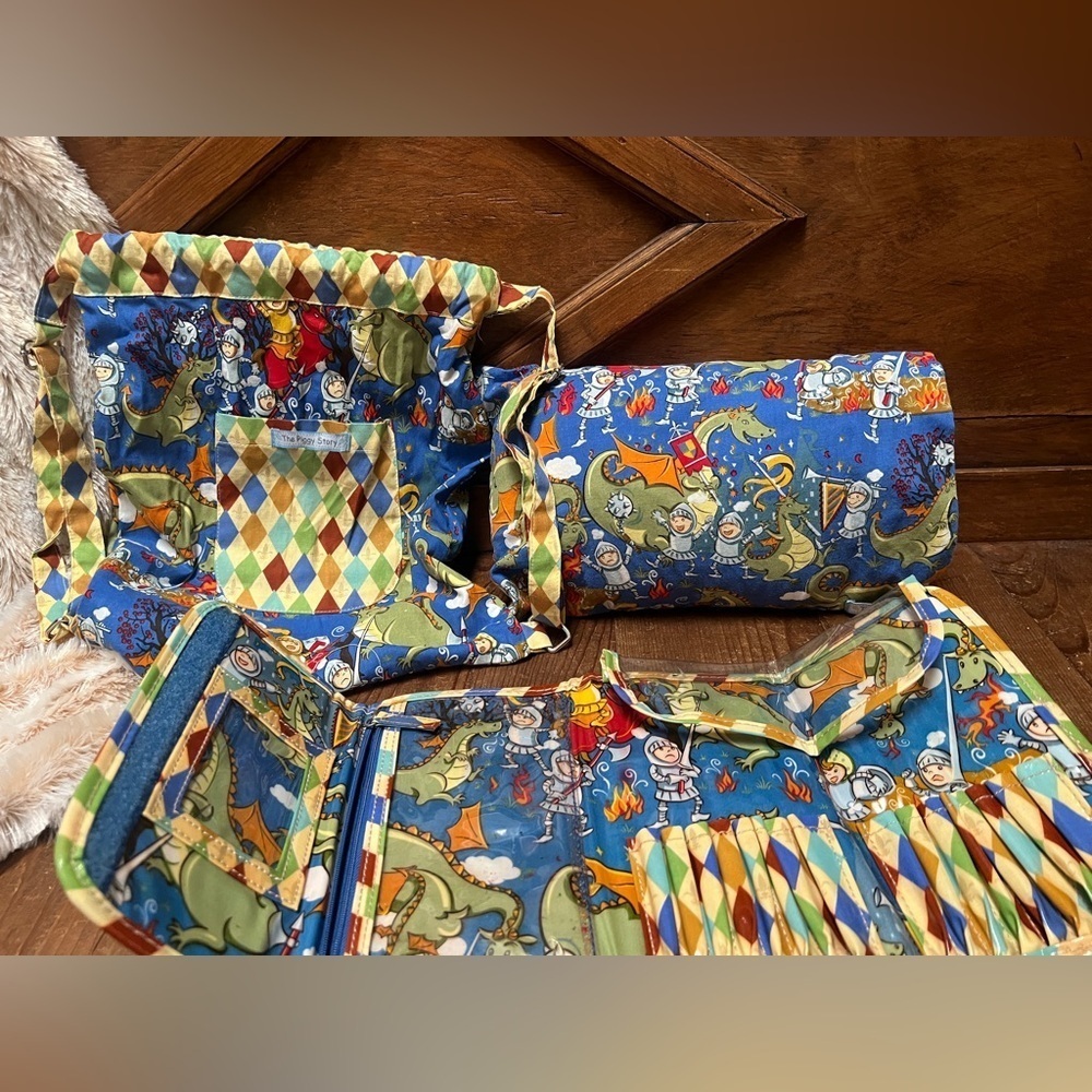 Toddler Backpack with matching pillow and color case- knight and dragon - Picture 2 of 8